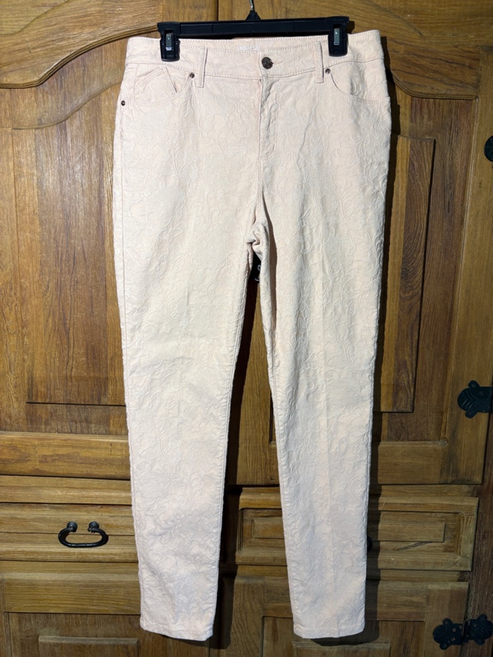 Chico's Light Blush Pink Embossed Stretch Jeggings